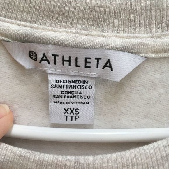 NEW‎ WITHOUT TAGS ATHLETA COASTER LUXE SWEATSHIRT IN CREAM - Picture 5 of 8